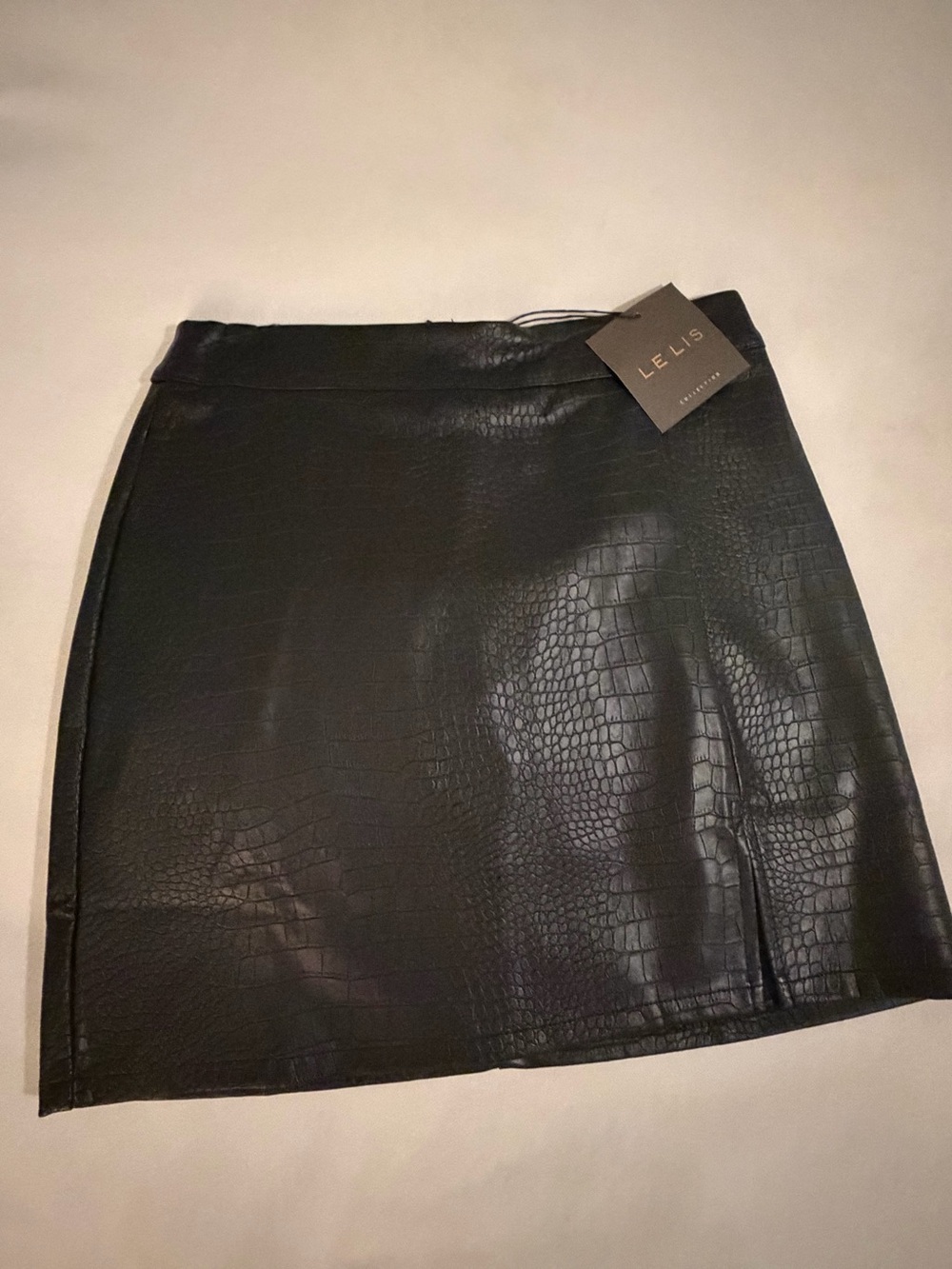 Le Lis Black Croc-Embossed Faux Leather Mini Skirt